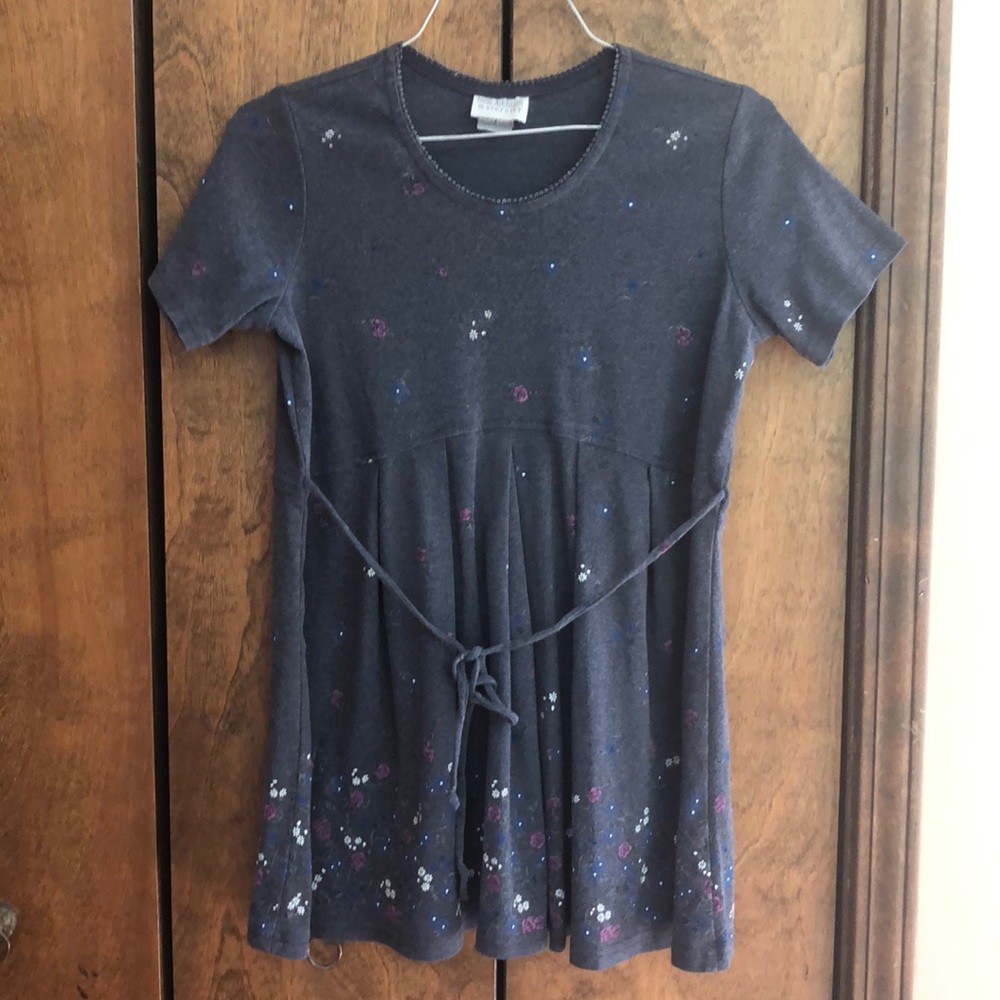 Pretty Maternity shirt
